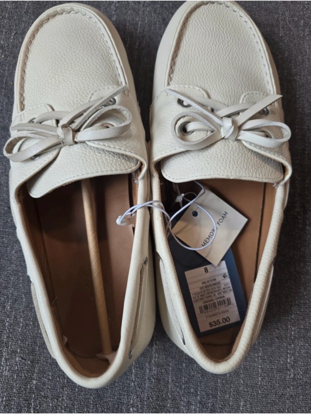 Universal Thread Cream Leather Boat Shoes with Bow